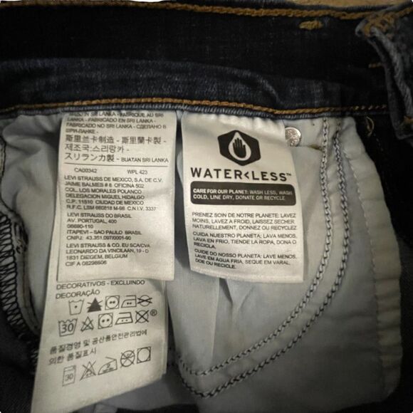 Levi’s ~ Blue Denim Jeans ~ Classic Bootcut ~ size 4M ~ 27/32 - Picture 5 of 9